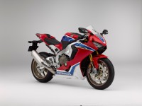 80660_17YM_CBR1000RR_Fireblade_SP2 (1).jpg