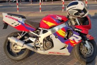 cbr 900rr male.jpeg