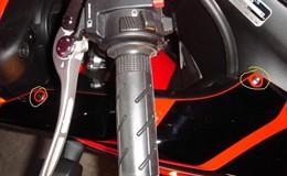 Montaż crashpadów Honda Fireblade CBR 1000RR SC57b