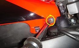 Montaż filtra K&N Fireblade CBR 1000RR SC57b