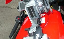 Uchwyt kamery zamontowany w Fireblade CBR 1000RR