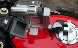 Uchwyt kamery zamontowany w Fireblade CBR 1000RR
