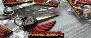 Breloki motocyklowe Honda z napisem fireblade.pl 